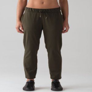 lululemon women's On The Fly Pant *Luxtreme